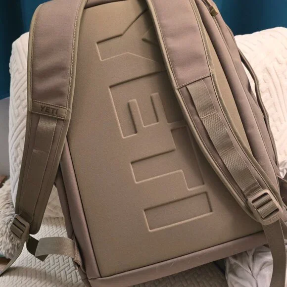 NEW YETI Tocayo Tan 26 liter backpack - Picture 2 of 12